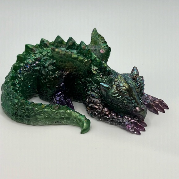 Handmade Other - Dragon figurine / sculpture in green and purple